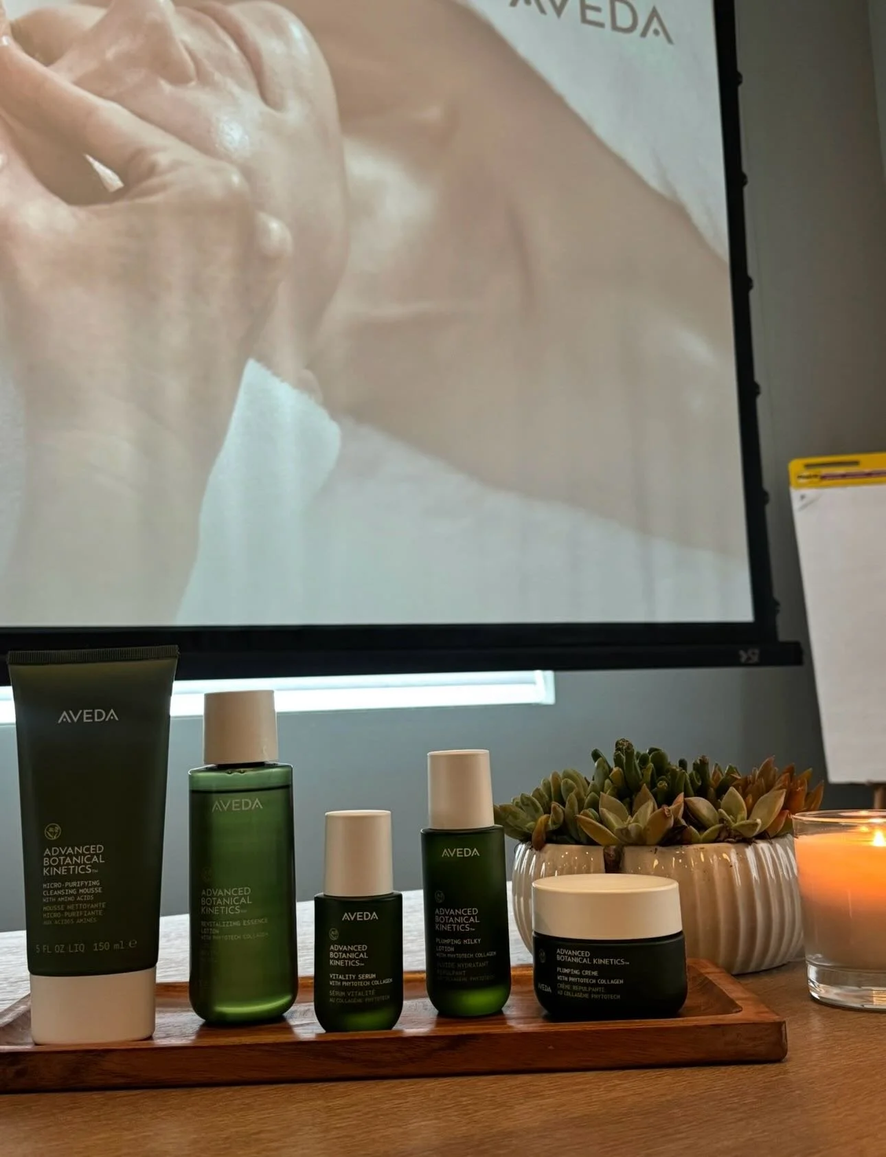 Today is the day!! See you at 5 😉

#newavedaproducts