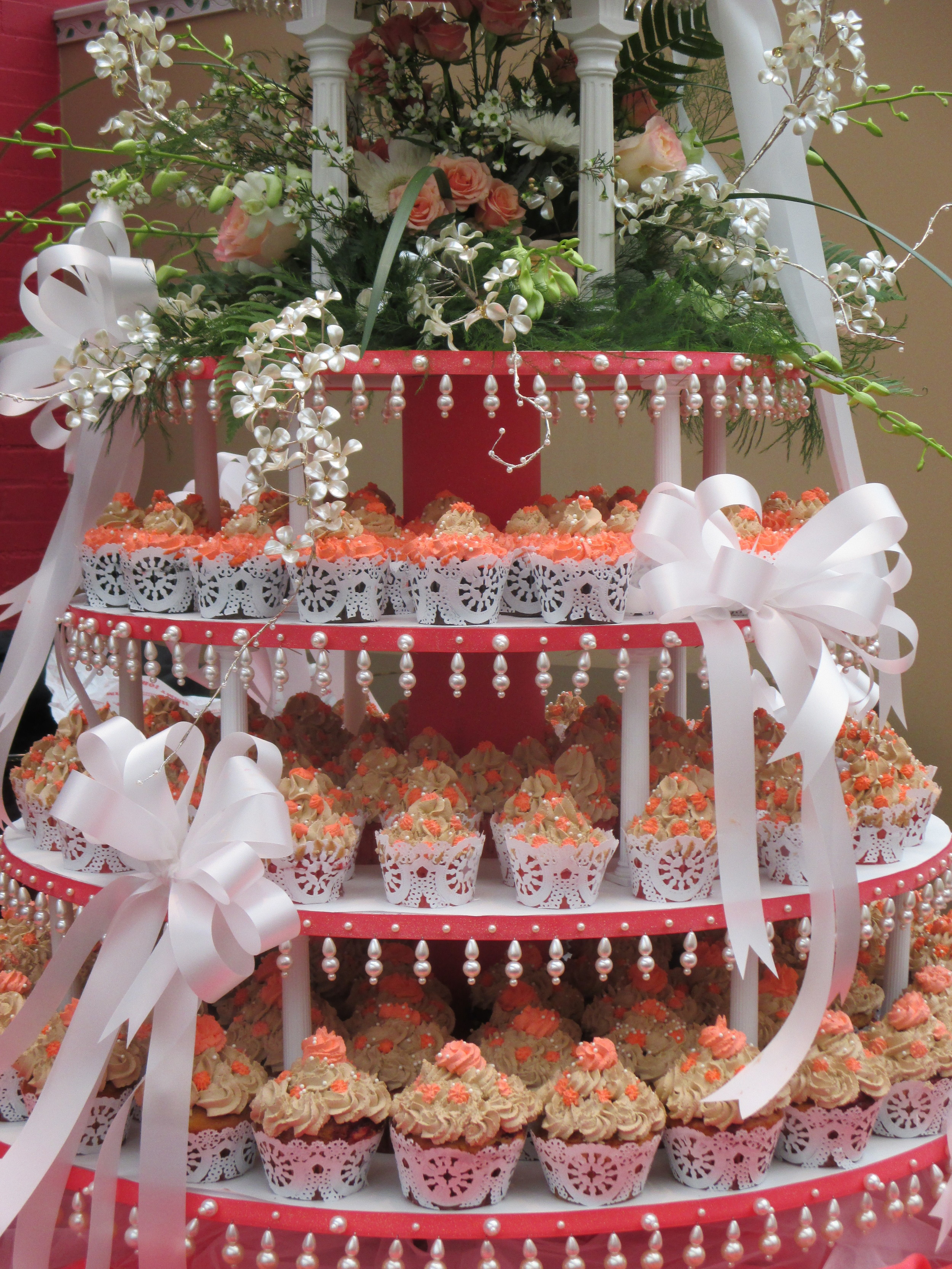 Choose florals and desserts to match your event color scheme.