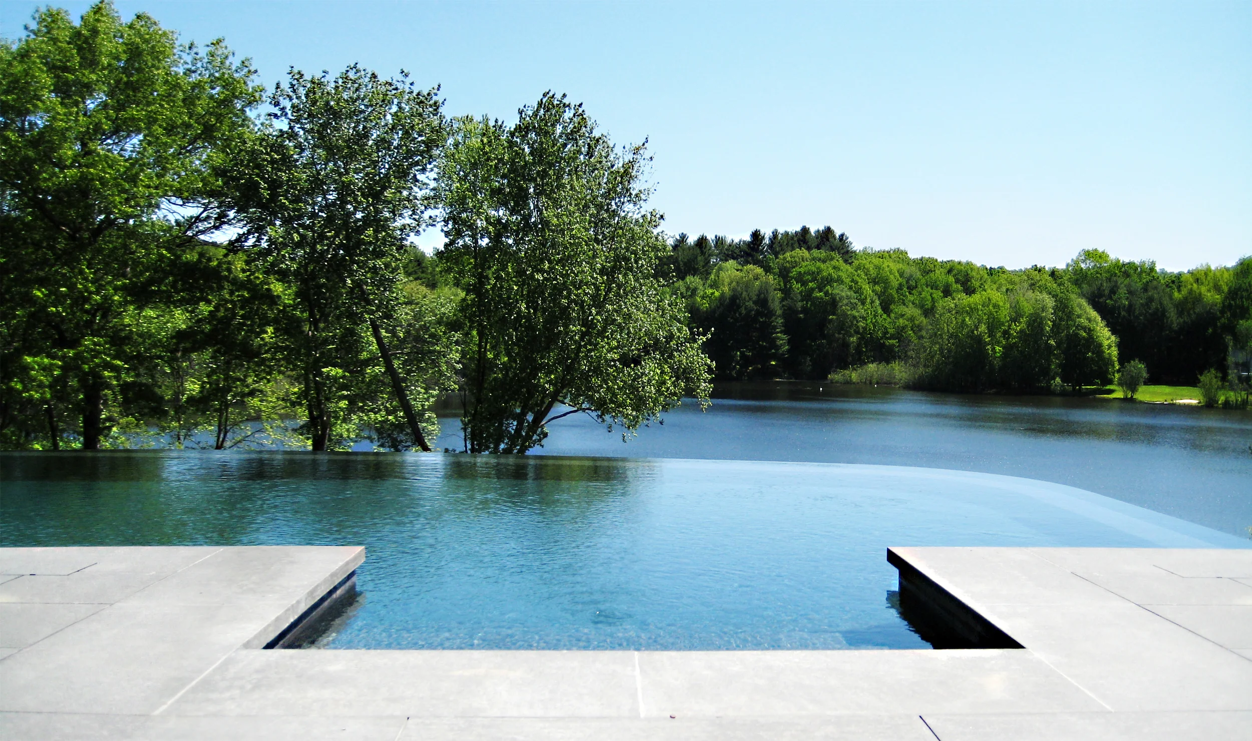 Friedman_house_04 pool view.jpg