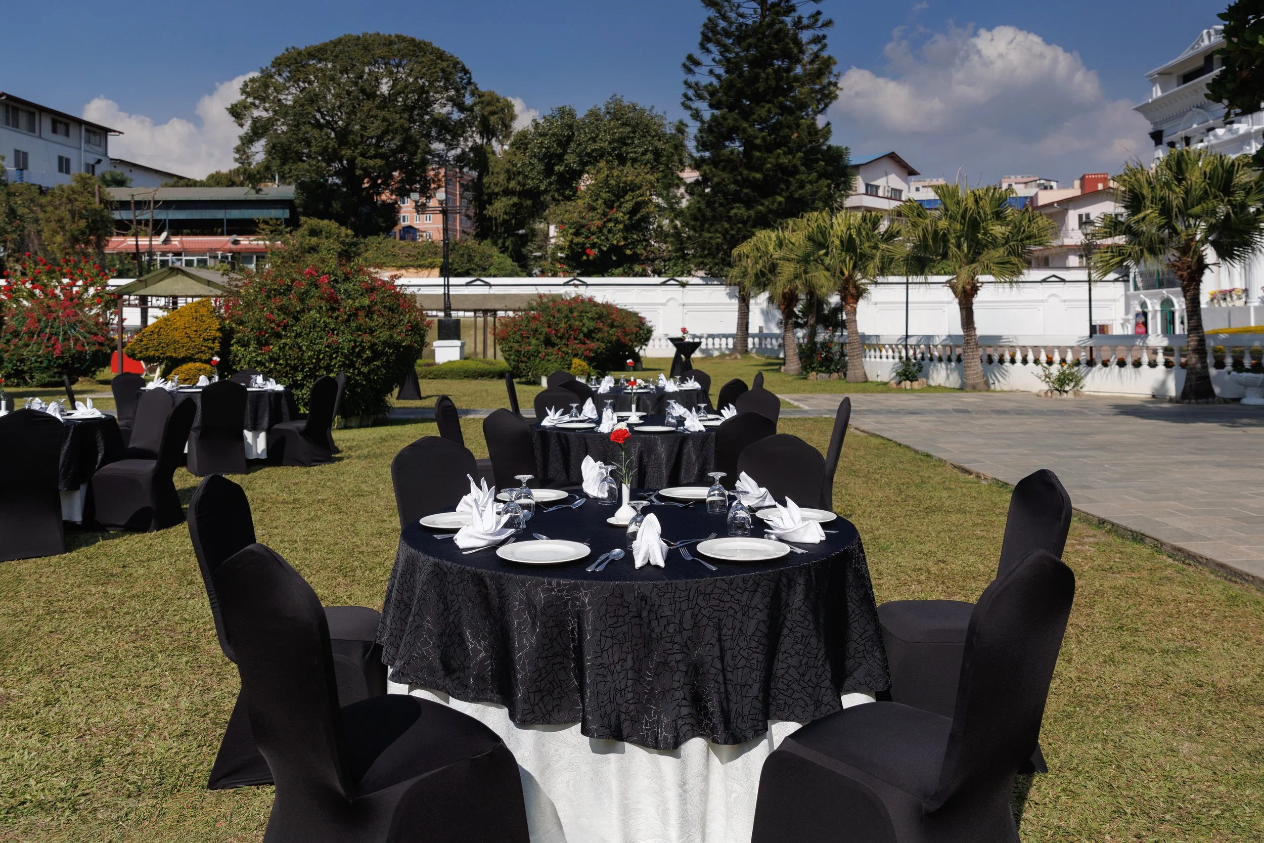outdoor-banquet-wedding-venue-kathmandu-shankerhotel_com_np_3.jpg