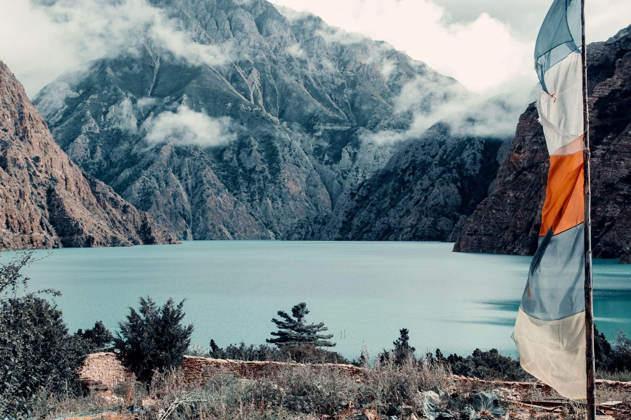 A lake above the clouds; The beauty of Shey Phoksundo