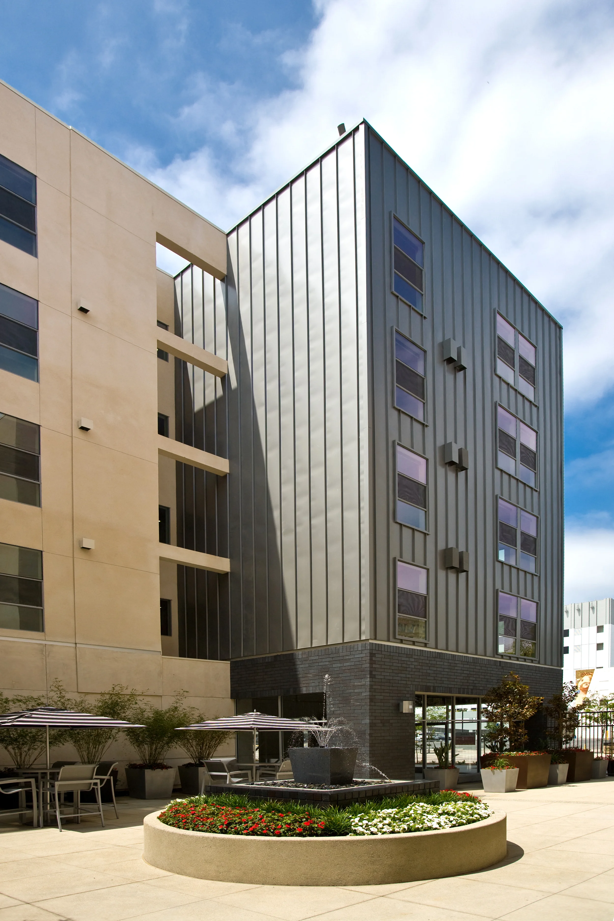 210 Third — Redwood Urban
