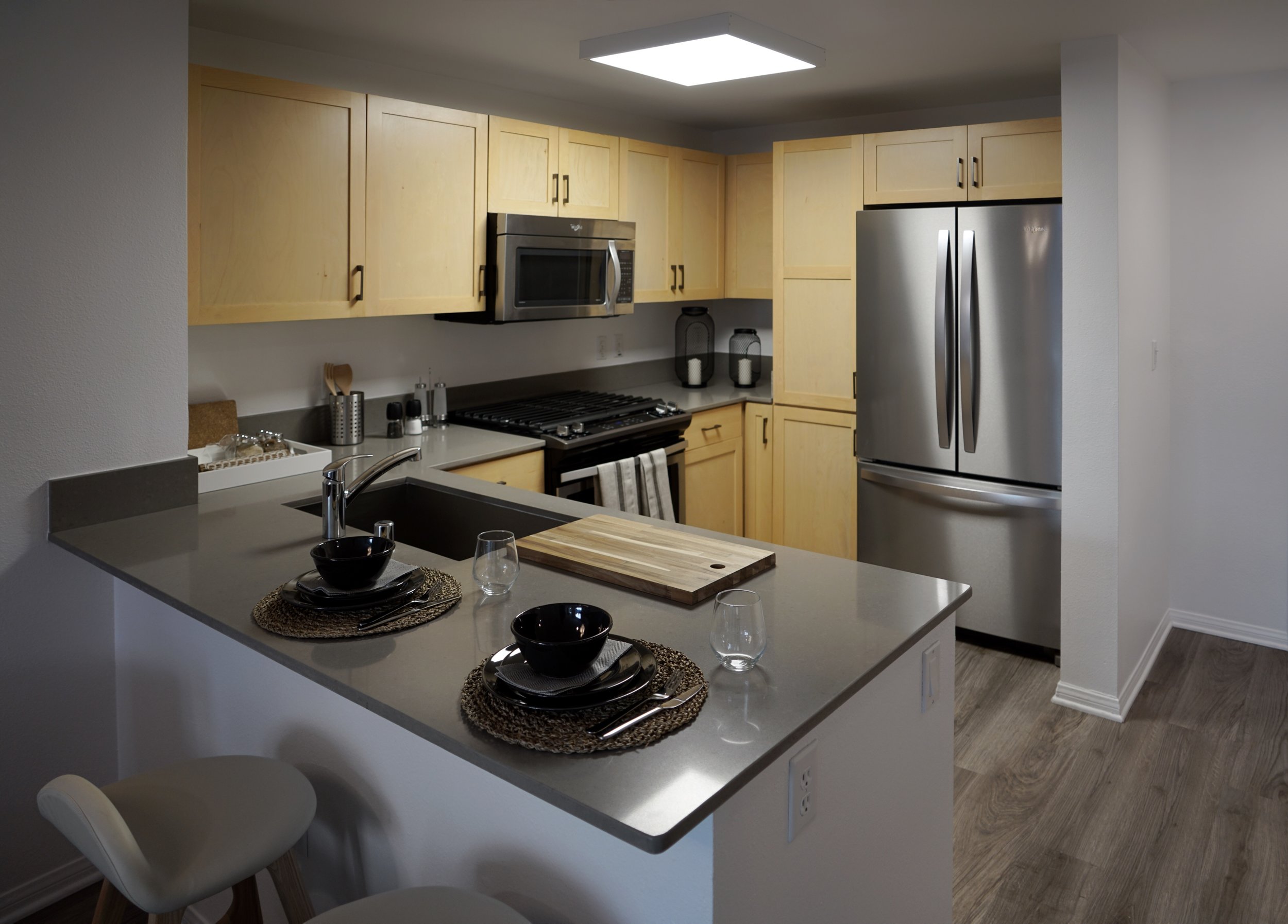 1724 Highland Redwood Urban