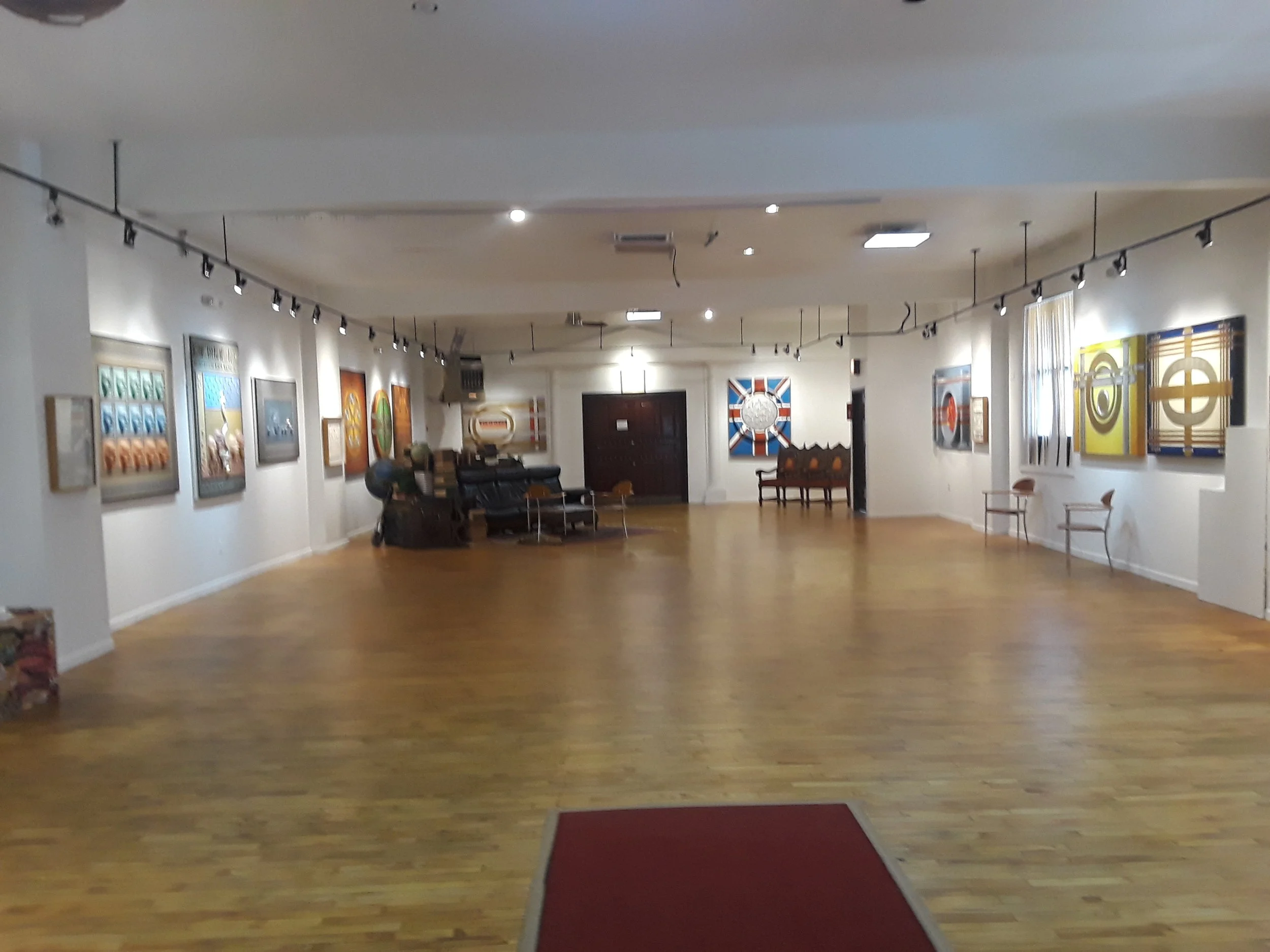 M Gallery.jpg