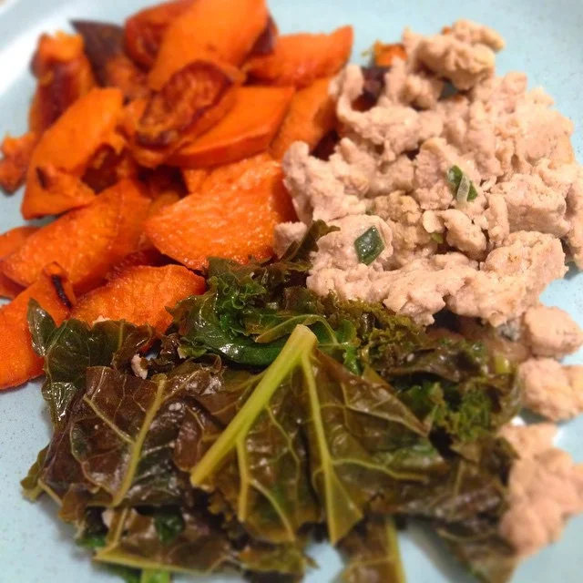 Sweet potatoes, lemon kale and ground turkey with scallions