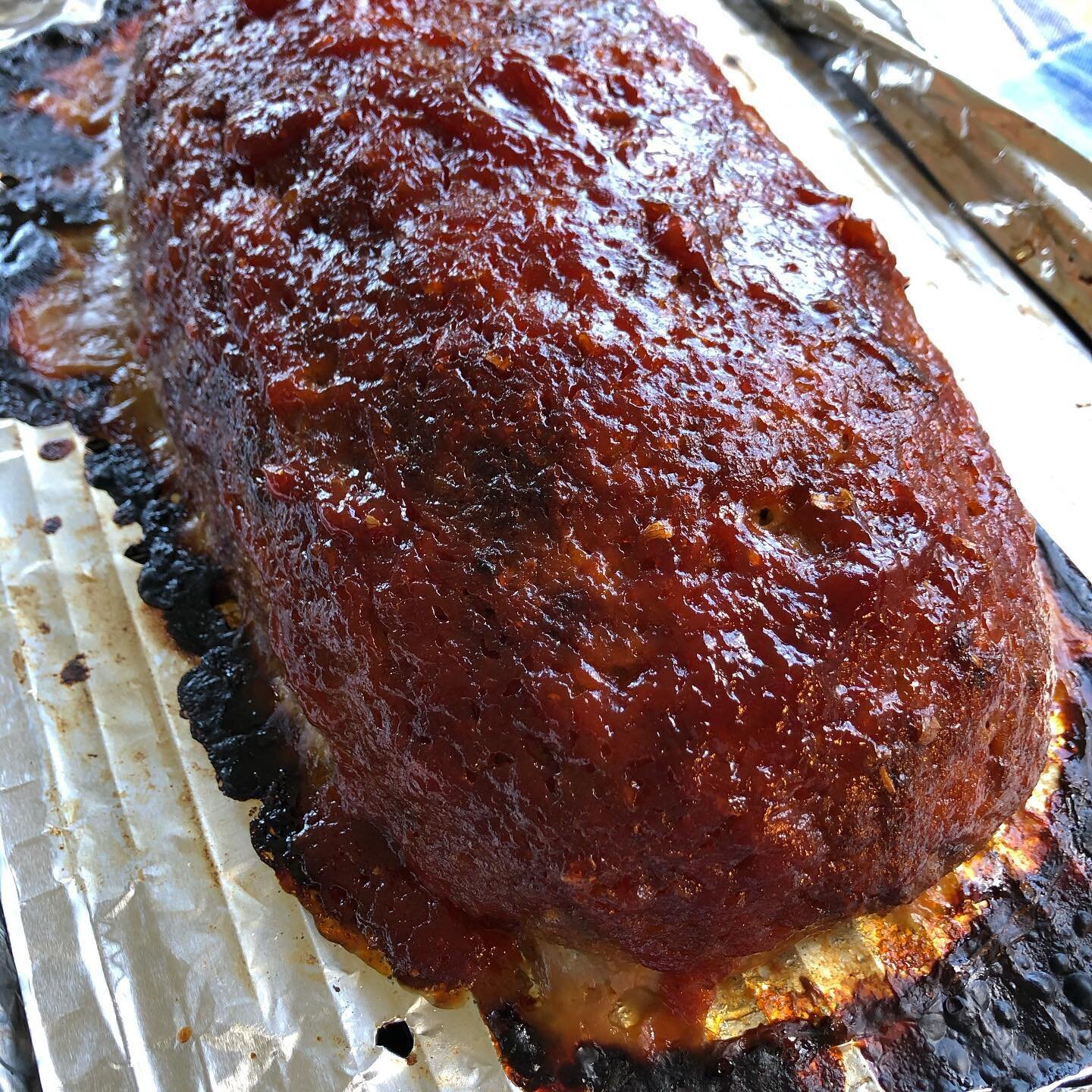 Classic Meatloaf. It&rsquo;s all about the glaze!  1/2 c ketchup, 1/4c cider vinegar, 3 Tablespoons light brown sugar. Dash of hot sauce. Heat in pan until thicken then remove meatloaf for last 10 minutes and spread half of glaze. Broil until bubbly.