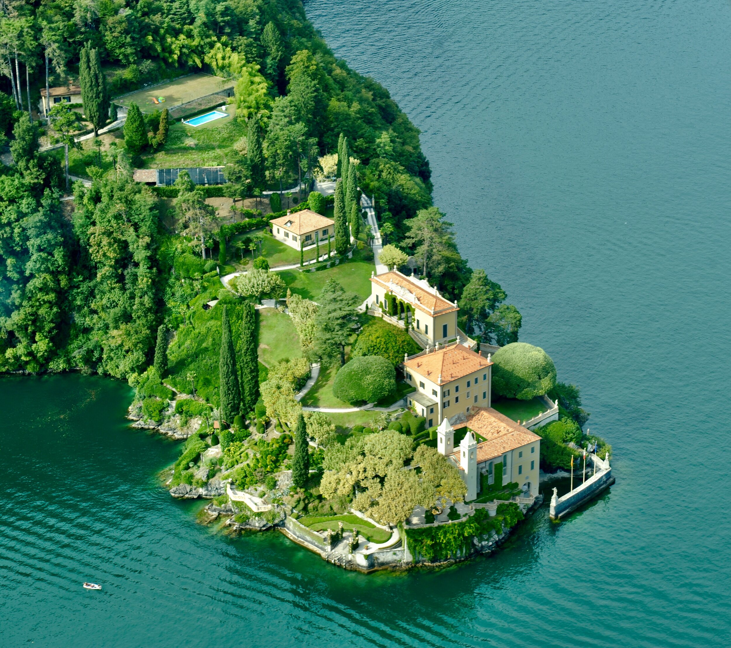 Lucy-Till-French-Weddings-Luxury-Wedding-Planner-France-Provence-French-Riviera-Provence-Alps-Italy-Lake-Como-Villa-Del-Balbianello.jpg