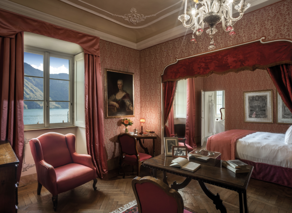 Grand-Hotel-Tremezzo-Villa-Sola-Cabiati-Lucy-Till-French-Weddings-Luxury-Wedding-Planner-Lake-Como-Italy-France-Provence-French-Riviera-Alps.png