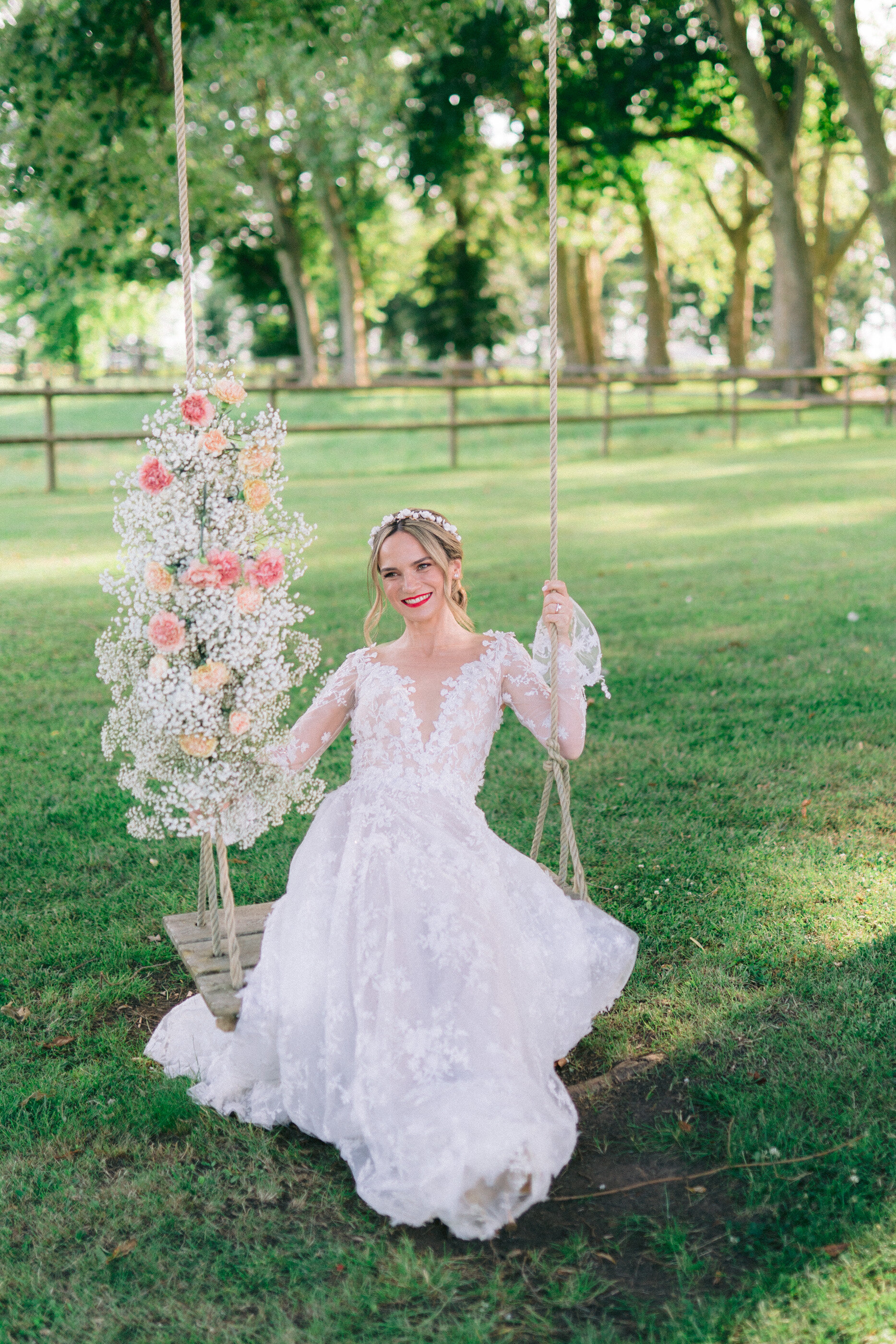 lucy-till-french-wedding-burgundy-wedding-chateau-de-varennes-wedding-planner-italy-lake-como-south-of-france-alps-french-riviera-provence.jpg