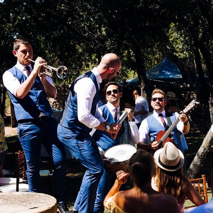 Provence-wedding-garden-party-live-entertainment-strolling-band-after-wedding-brunch-luxury-wedding-planners-Provence-South-of-France.jpg