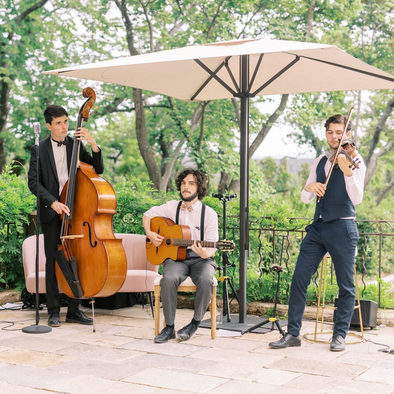 String-Quartet-Rosemary-Quartet-Aix-en-Provence-Jazz-band-wedding-music-wedding-cocktail-atmosphere-luxury-wedding-planner.jpg