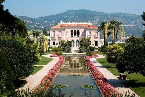 Lucy-Till-French-Weddings-Villa-Ephrussi-de-Rothschild-luxury-venue.jpg