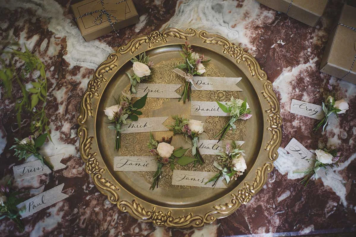 unique wedding in France with pink flowers and silk ribbon