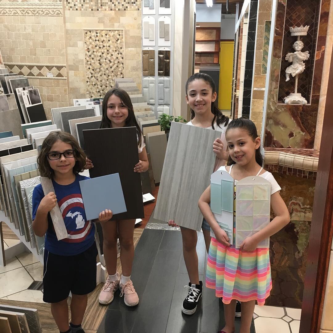 School&rsquo;s out but we still have to work! Thank you for your help picking your favorite tiles! 😃
 #tile #tiles #walltiles #walltile #backsplash #chicago #humboldtpark #logansquare #familyowned #tilestore #smallbusiness #ihavethisthingwithfloors 
