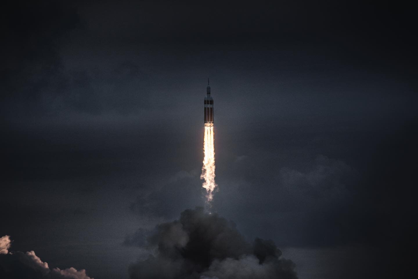 rocket scrolling by! reapproaching a few photos for a new series of prints. this one&rsquo;s from the first uncrewed launch of Orion / same rocket at the end of The Martian. feels good diving back in with fresh eyes.