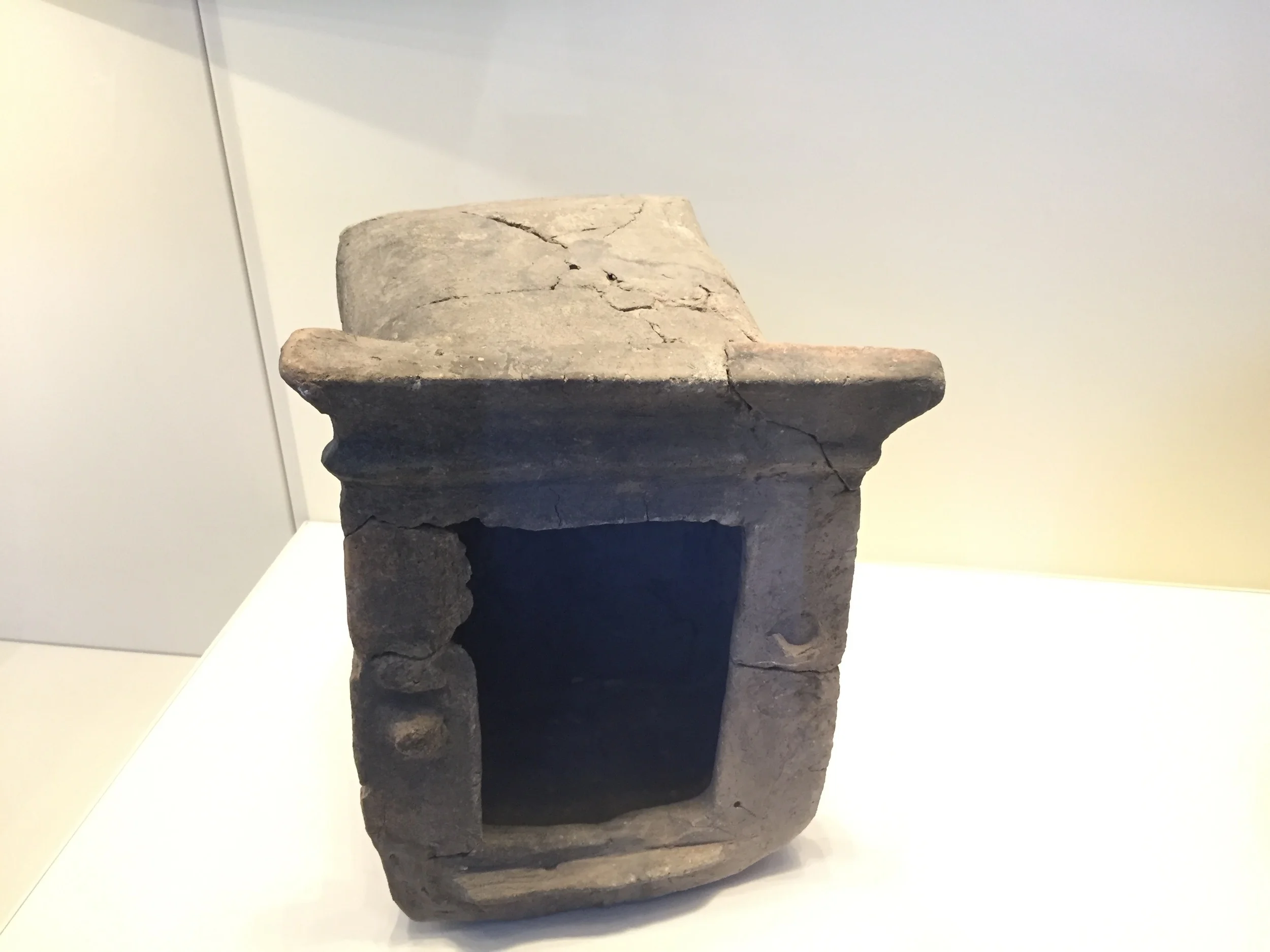 Another example of a pottery model of a shrine.