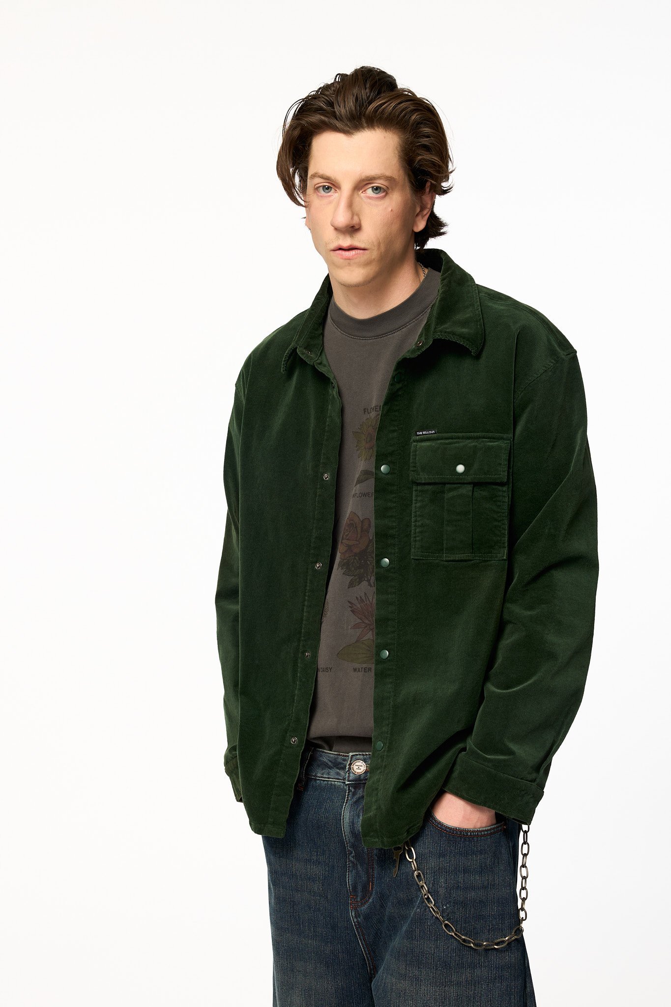 corduroy-shirt-jacket-green-the-sellout-side.jpg