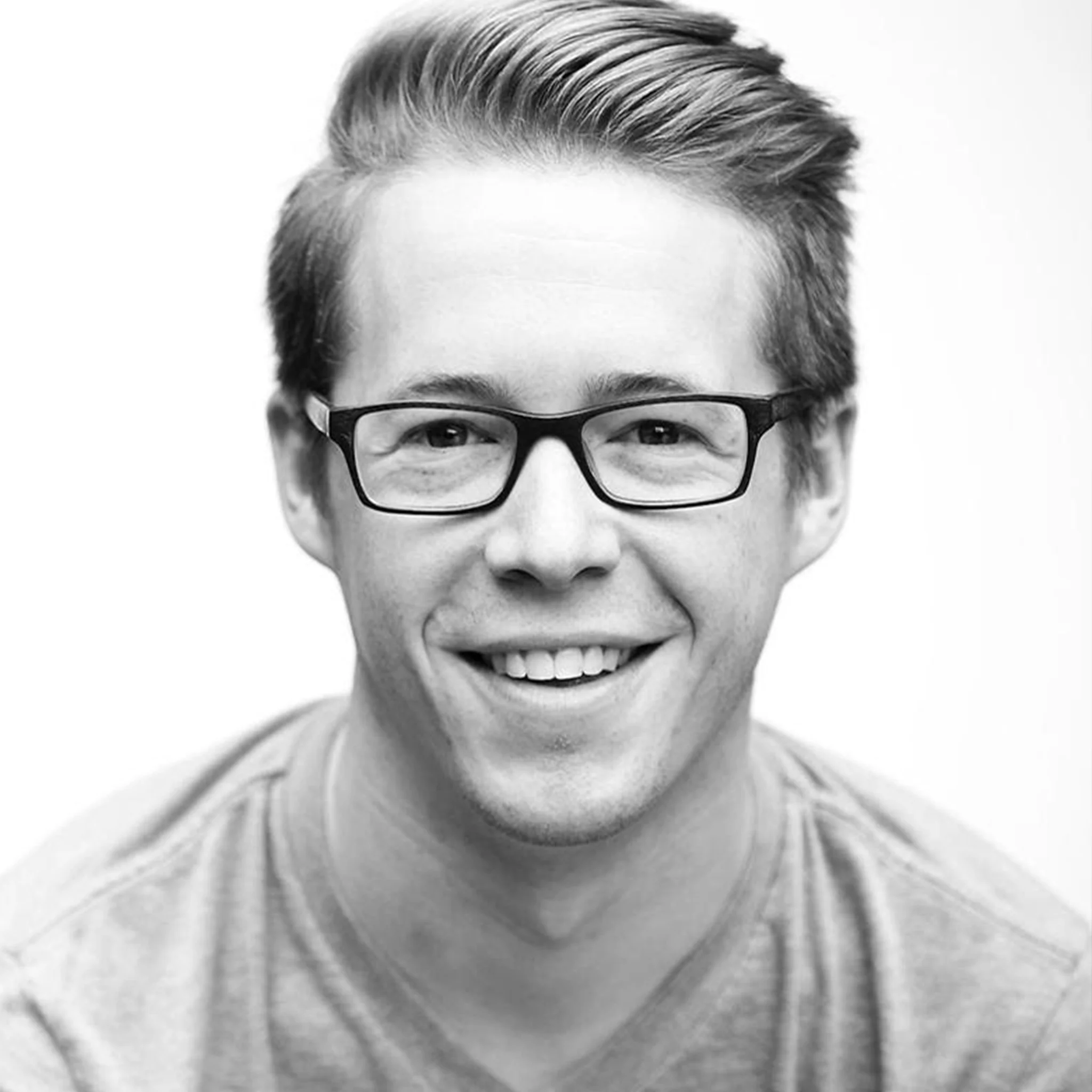 AltarBoyz-Headshots-ryan.jpg