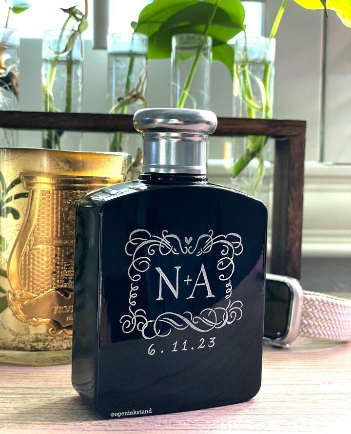 Engraving for N+A. These all black @poloralphlauren fragrance bottles are such a perfect canvas. Order your Christmas engraved fragrance at openinkstand.etsy.com 💫⁠
⁠
⁠
#engraving #handengraving #engraver #handengraver #liveengraving #lasvegasengrav