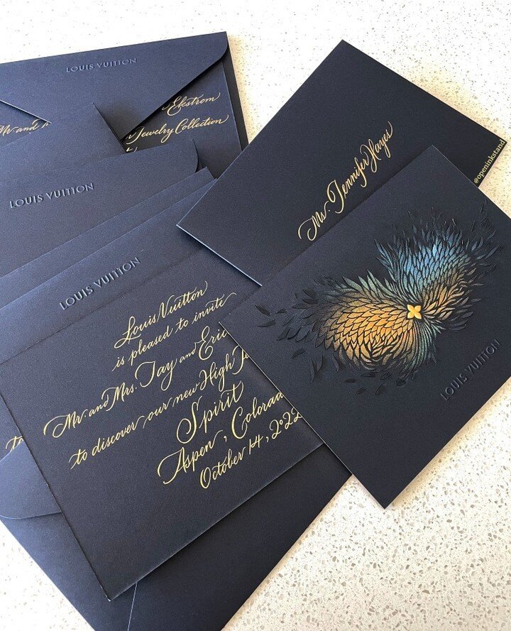 Handwritten invitations for Louis Vuitton. These papercut stationery is one of the most beautiful I've seen! Gotta be super careful not to mess up 😅⁠
⁠
⁠
#louisvuitton #invitation #handwritten #calligraphy #calligrapher #invitationdesign #art #calli