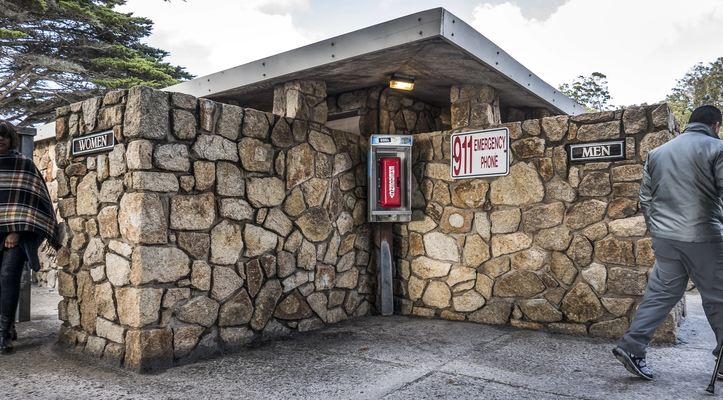 JWP_EmergencyPayPhone-1020562.jpg