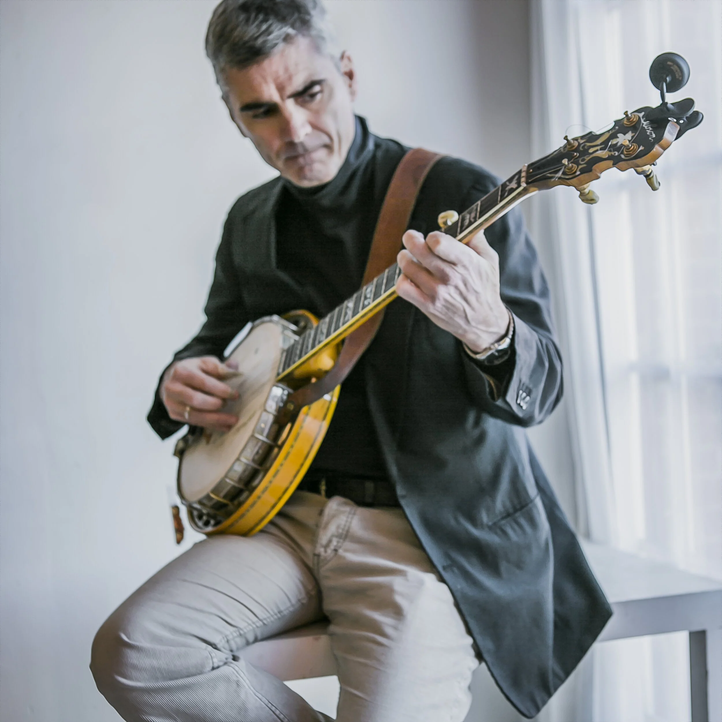 TEN10+Musician_JohnMarkFletch-1443+Crop.jpg