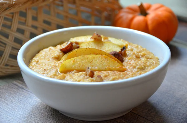 AFPumpkinAppleOats.jpg