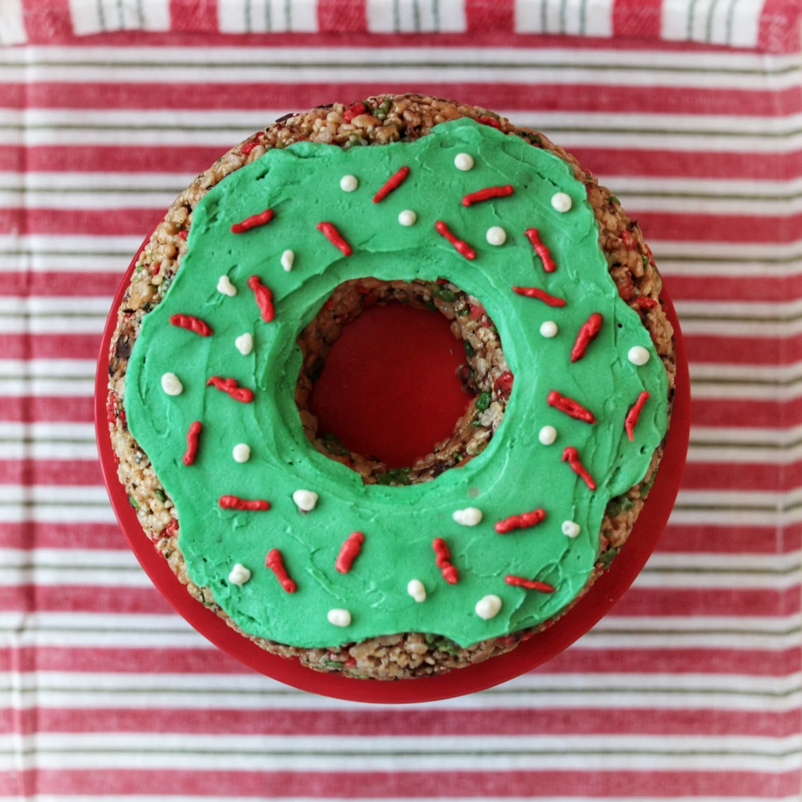 Donut Crispy Cake 