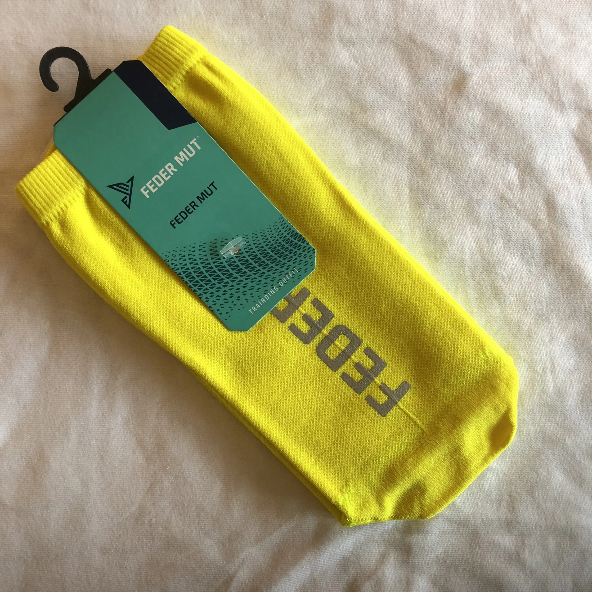 Solid Yellow with Reflective FEDERMUT