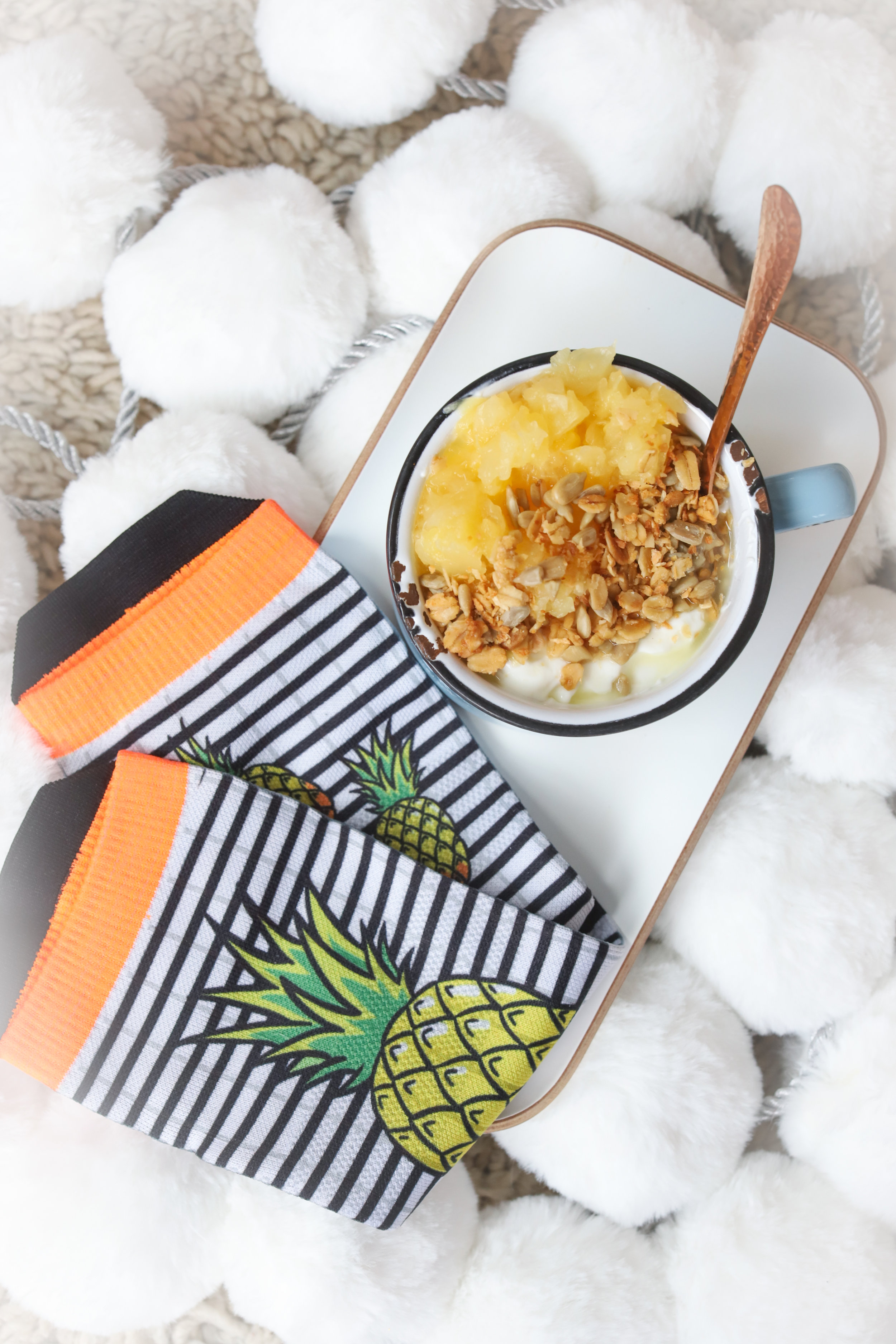 Pineapple No Show Running/Yoga Socks