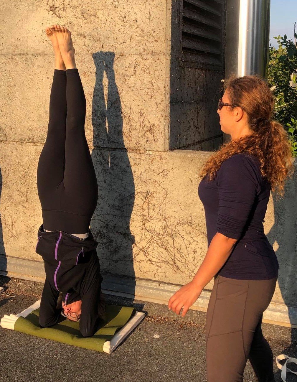 sirsasana demo.jpg