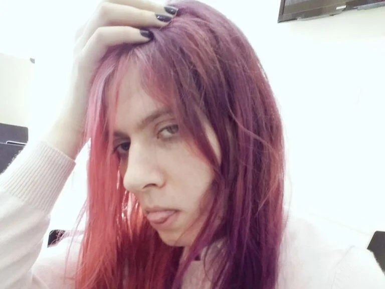 Painkiller: Annacetaminophen finds cathatric relief on her self-titled debut