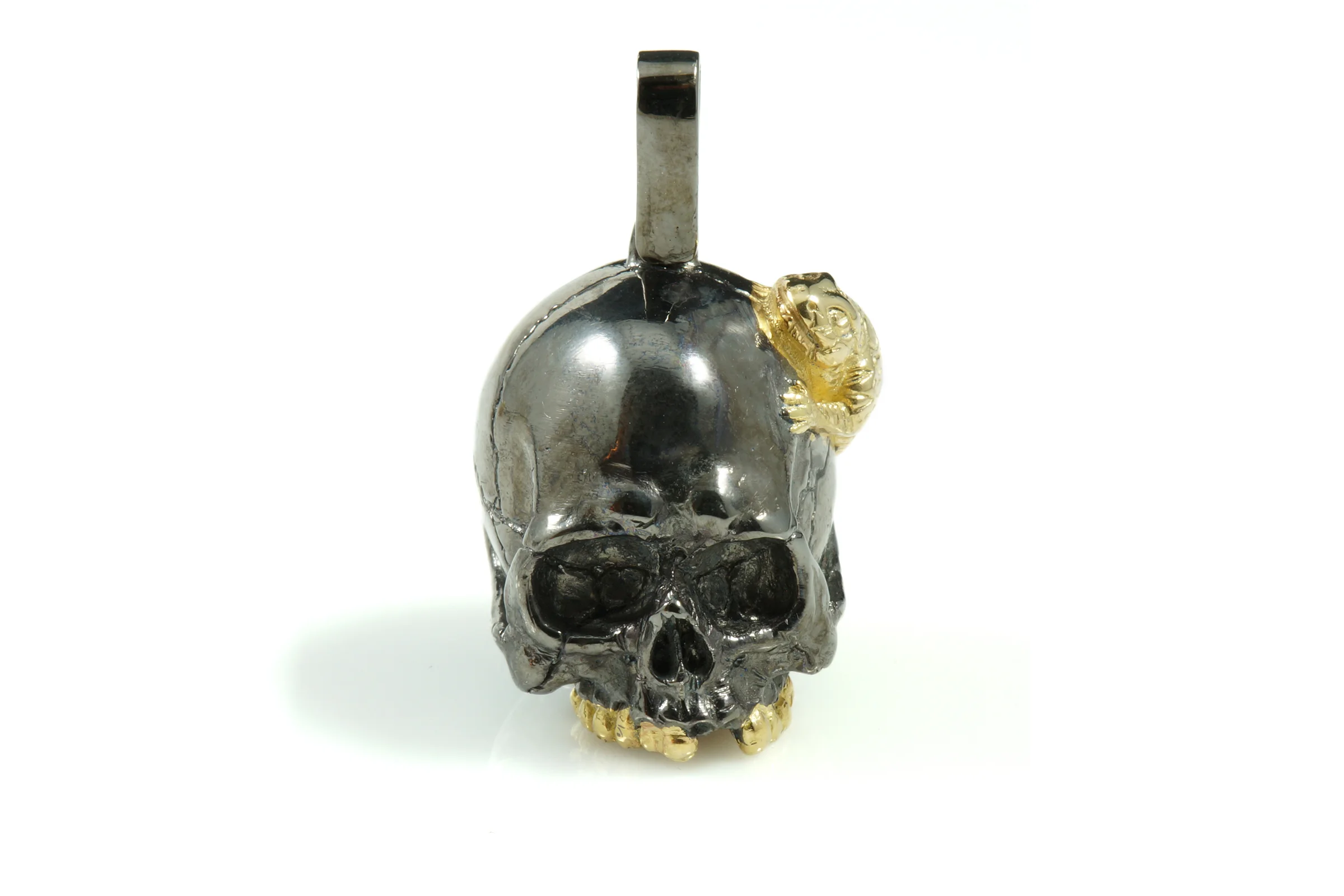 black_skullfixed.jpg