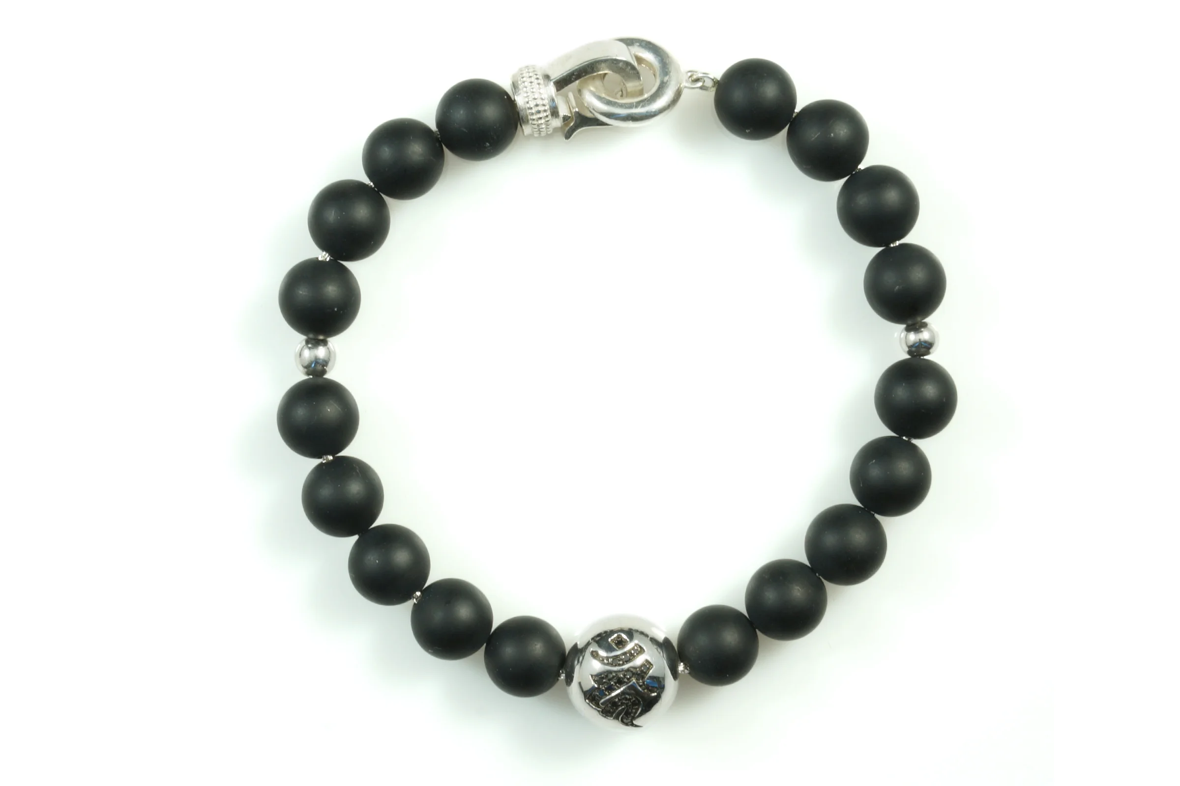 bracelet2fix.jpg