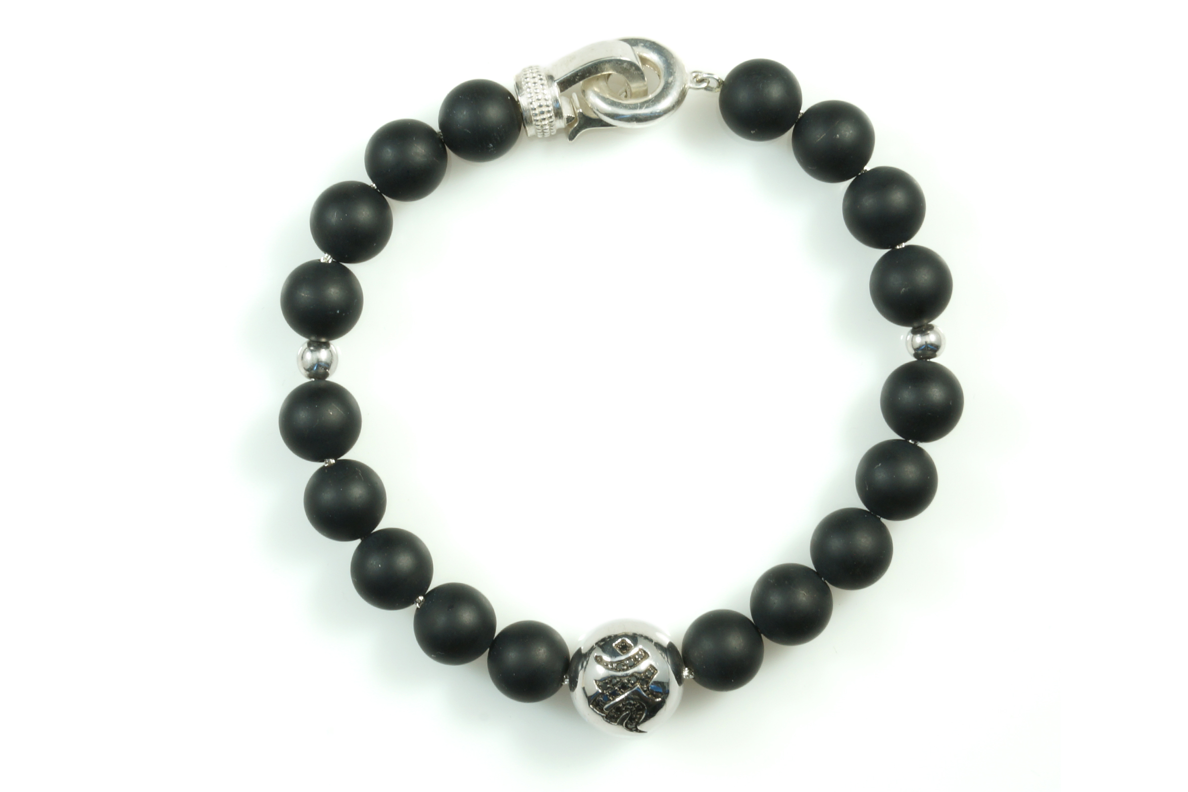 bracelet2fix.jpg
