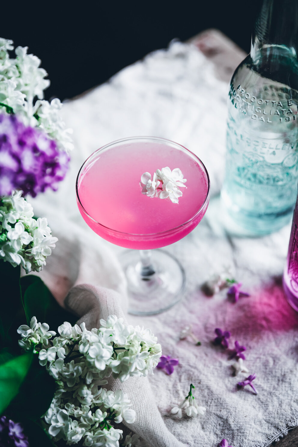 Lilac gin sour