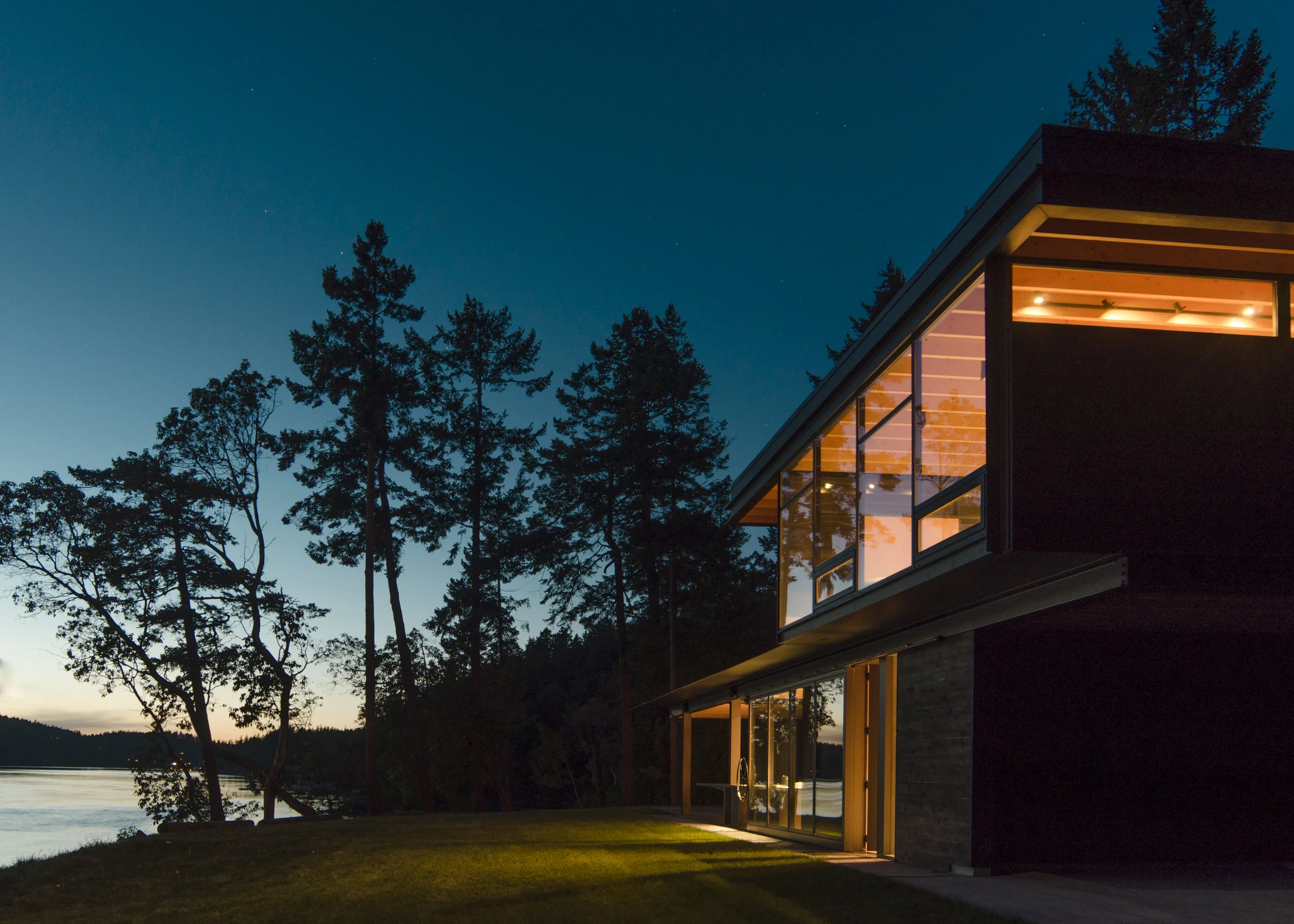 Pole Pass Residence by Olson Kundig