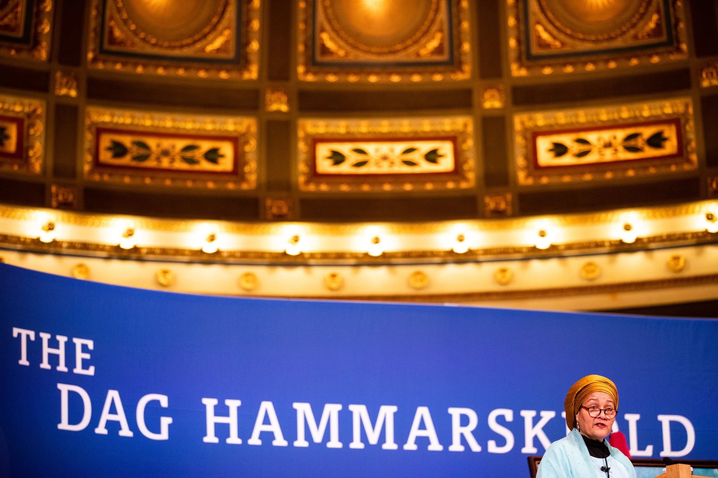  FN:s vice generalsekreterare Amina J. Mohammed under Dag Hammarskjöldföreläsning den 23 februari 2023 i Uppsala. 