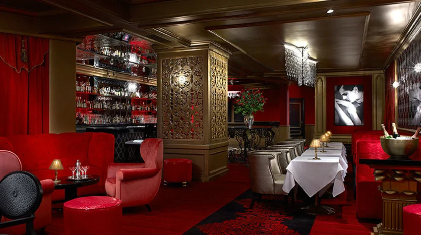 The Starlight Bar & Lounge