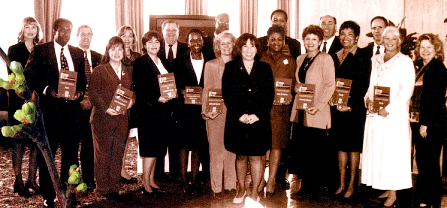Representatives of WBENC's Top Corporations for 2000 (from left): Alta Baker, President Safe Haven Enterprises and Chair, Women's Enterprise Leadership Forum; Dan Robinson, Xerox; Glen Mayer, UPS; Terri West, Texas Instruments; Barbara Curry, TXU; Joan Kerr, SBC Communications; Ward McCarty, Shell Oil Company; Enid Winn, Chase; William Madison, Avis Group Holdings; Nancy McCall, American Express; Susan Bari, WBENC President; Dorothy Brothers, Bank of America; Winston Smith, AT&T; Patti Hanson, JC Penney Company; Jerry Martin, PepsiCo, Inc.; Eunice Lawyer, Cinergy; Mark Lettner, Johnson & Johnson; Linda Hart, Texaco; Cheryl Thompson Draper, CEO, Warren Electric.