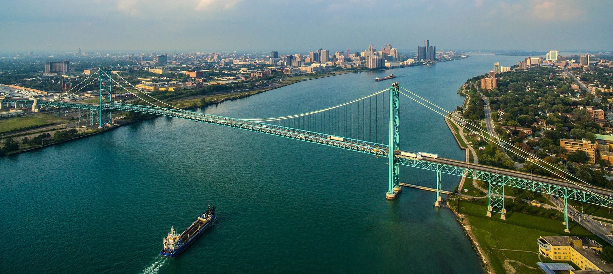 wsi-imageoptim-Skyline-City-Scenes-ambassador-bridge-main.jpg