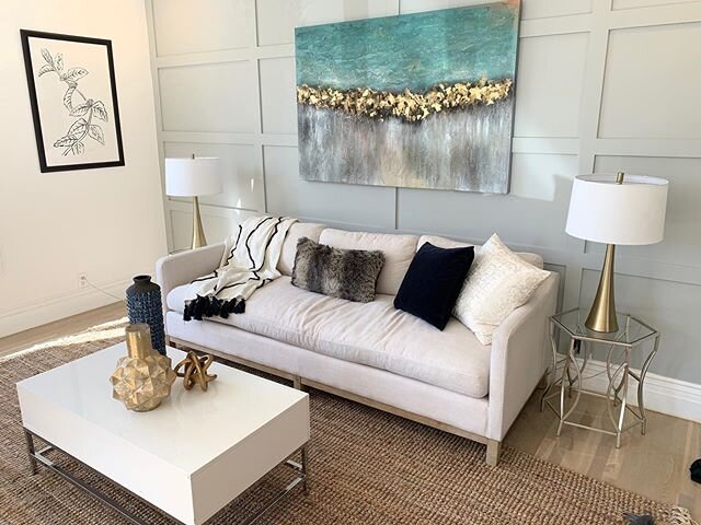 Super cute house on Montane Drive done for Ben Kjar!!
:
:
:
:
:
:

#realstate #realty #realtor #remodle #urbanrevivalstaging #urbanrevival #staging #slc #urbanrevivalstagingslc #homestaging #homestagingslc #urbanrevivalhomestaging #homedecor #interio