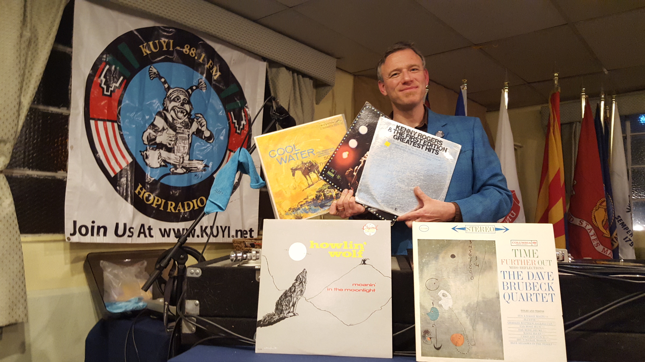 KUYI Station Manager, Richard Davis, provided fun tunes throughout the evening. Guests got to select their favorite records and tracks for him to play.