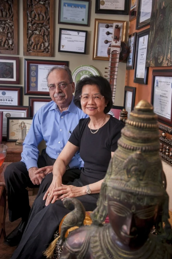 Raveen Arora has received numerous awards and certificates that document his successes over the years. 