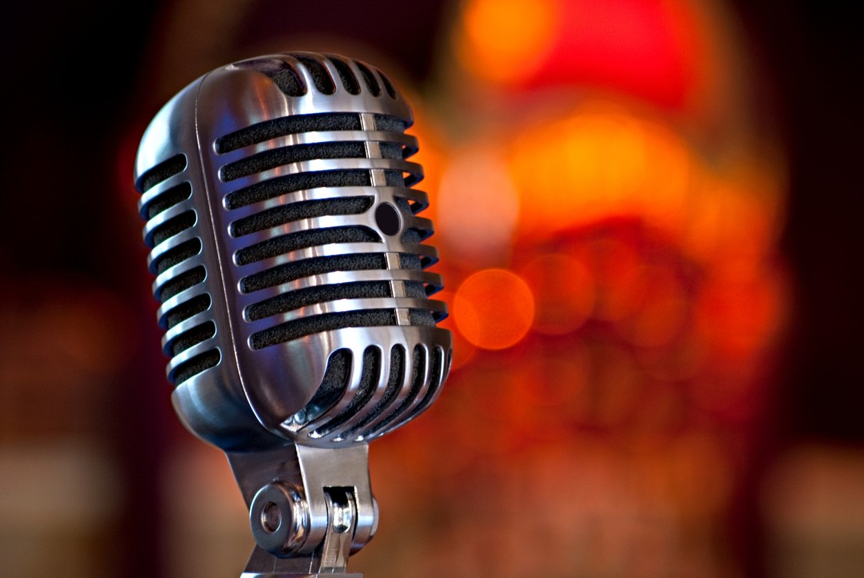 OPEN MIC/JAM - TUESDAYS  