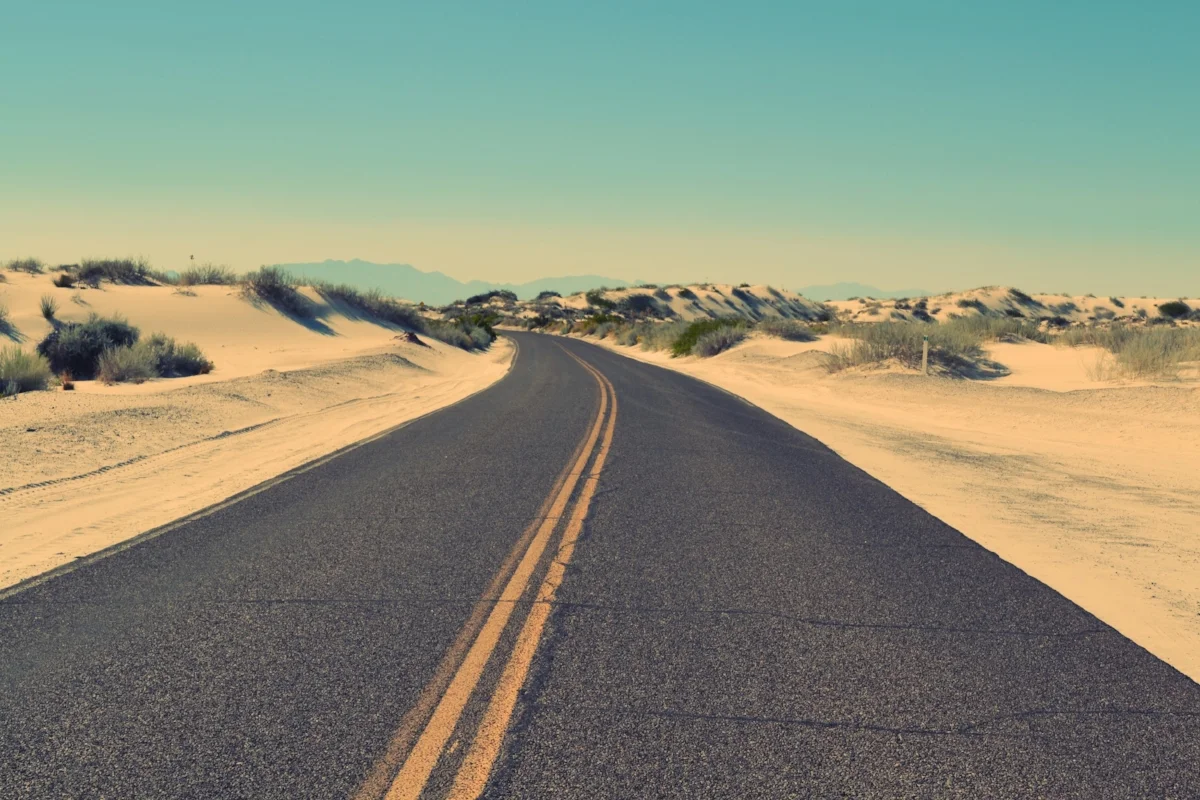 desert_road.jpg