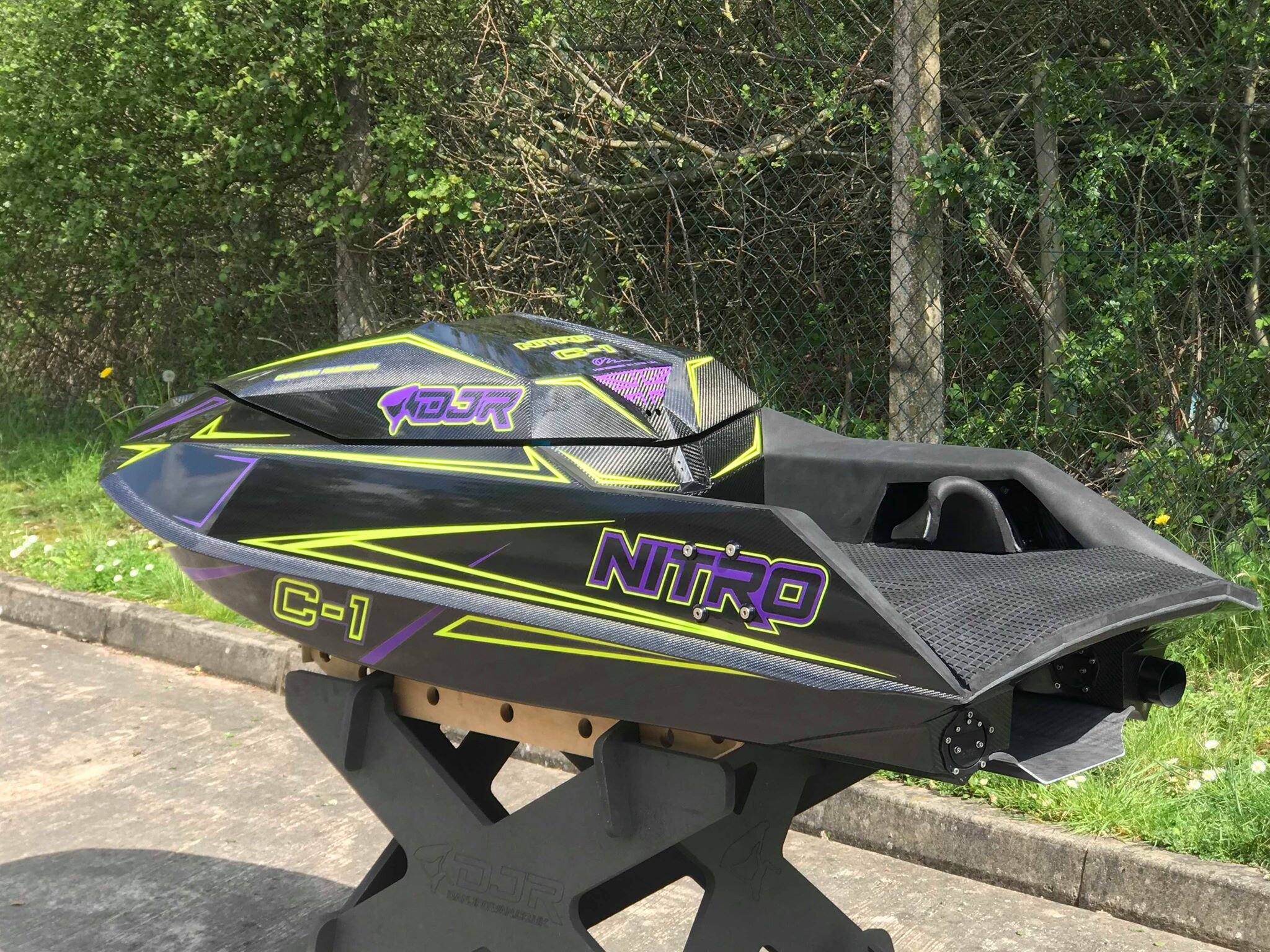 Nitro djr hull carbon fibre c1 jetski freestyle (5).jpg