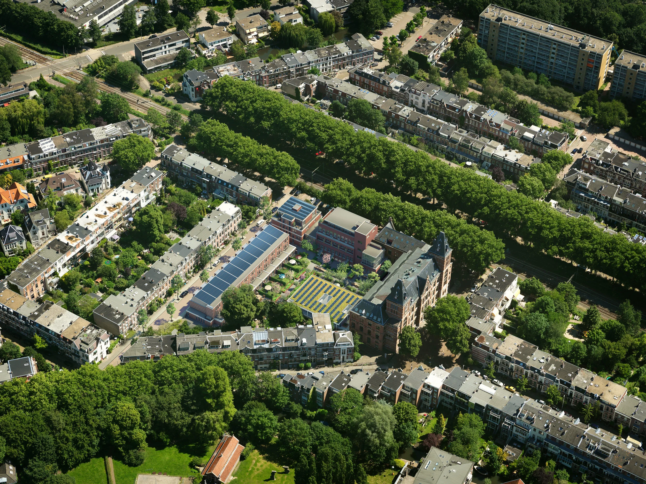 868_Ooglijdersgasthuis_Vogelvlucht_400m.jpg