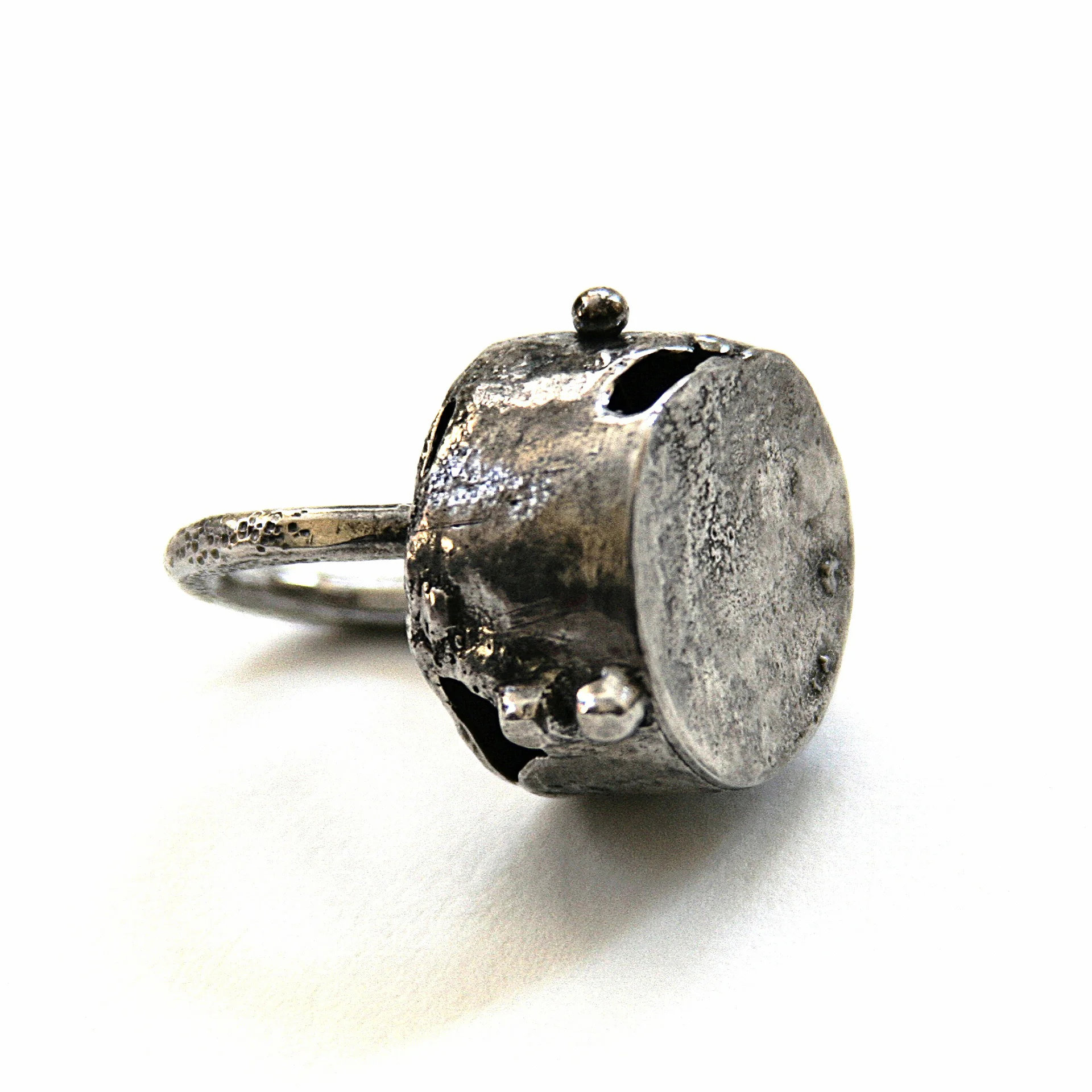 Evolution Breach ring.jpg