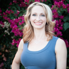 1710: Rachel Fiori: Mystical Therapist and Elite Coach